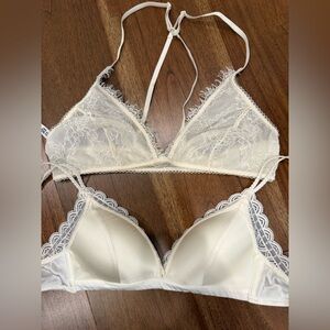 Lot of two lace bralets